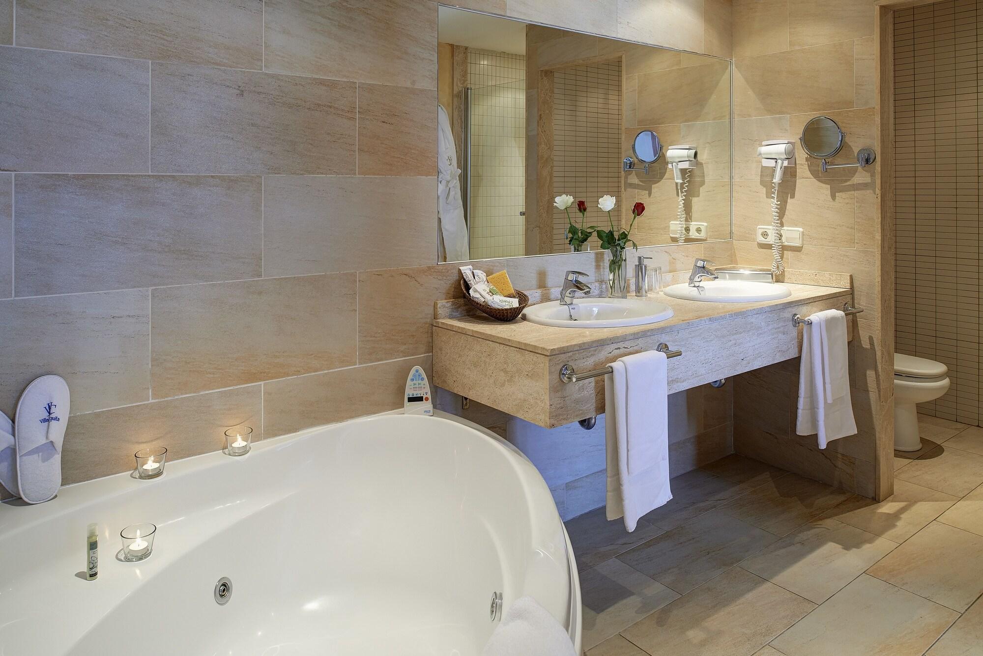 Hotel Chiquita - Adults Only - Over 12 4*